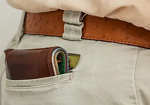 Куда прятать деньги, отправляясь в путешествие: точно не в кошелек