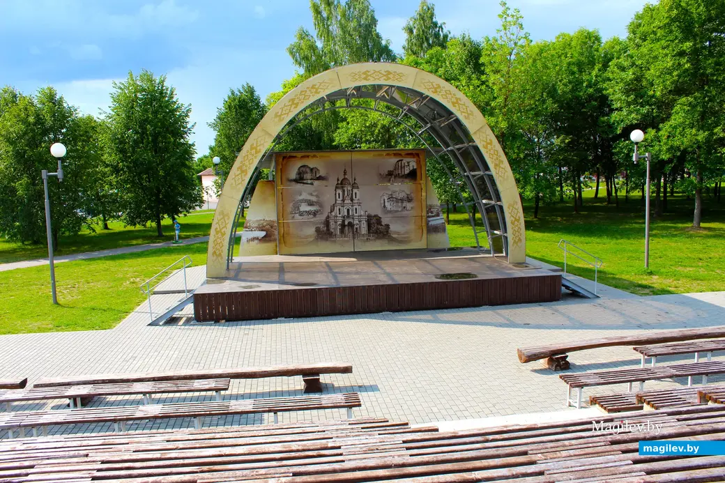 Путешествие одного дня в Белыничи. Июль 2023 год. Парк культуры и отдыха.
