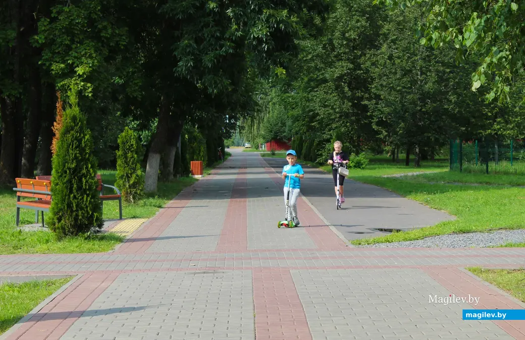 Путешествие одного дня в Белыничи. Июль 2023 год. Парк культуры и отдыха.