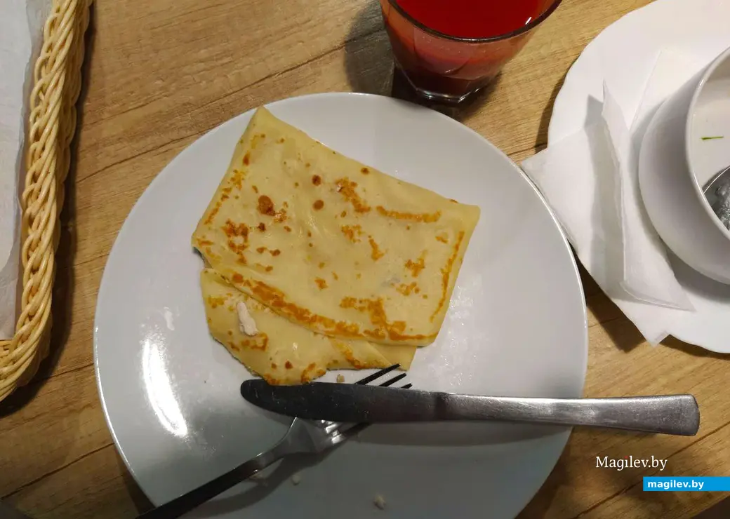 Обед в кафе «БлиндажЪ». Могилев. Июль 2023 года.