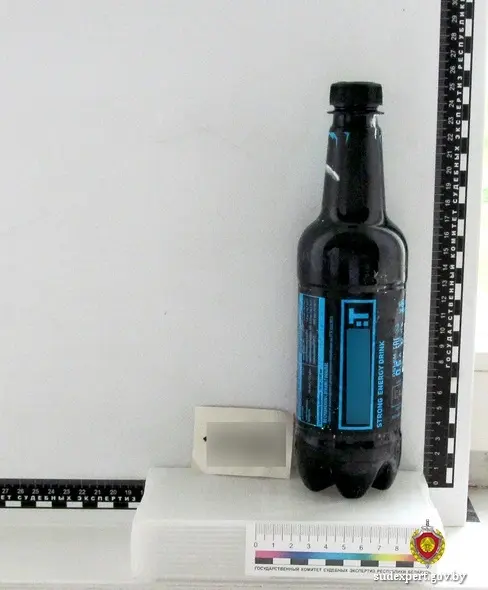 В Тутылке из-под энергетика хранилась отрава от колорадских жуков. Фото ведомства