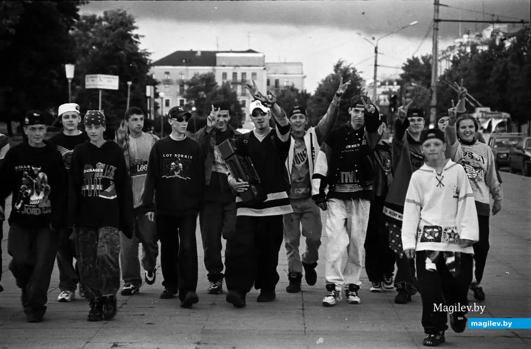 Новое поколение выбирает... Могилев, 2000-й год.