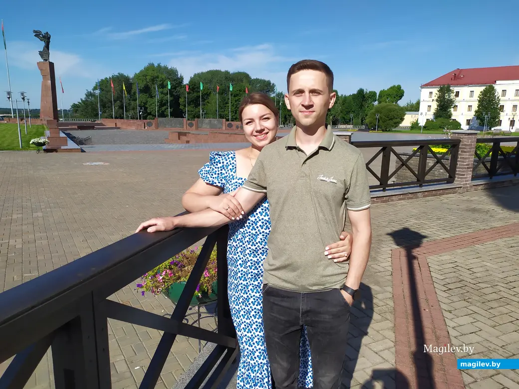 ЗАГС, Могилев. 22.07.2023. Дарья Амельченко и Александр Феськов. Были свидетелями на свадьбе лучших друзей.