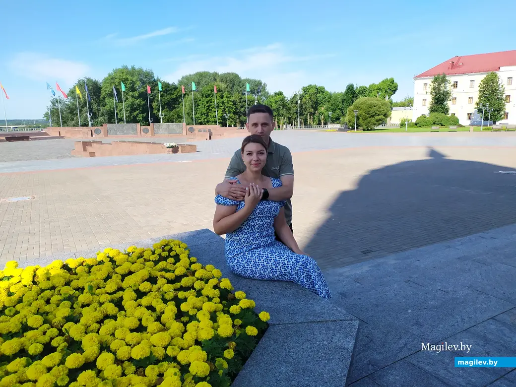 ЗАГС, Могилев. 22.07.2023. Дарья Амельченко и Александр Феськов. Она артист в оркестре, он айтишник – абсолютно разные профессиональные таланты.