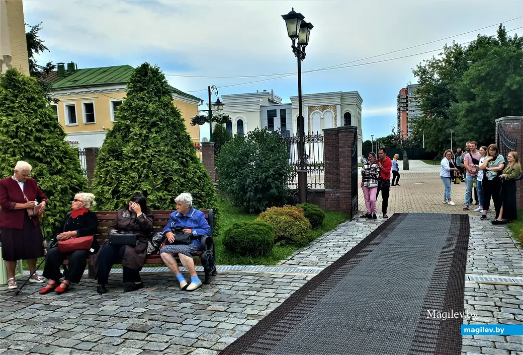 Вечер белорусских народных танцев и песен во дворике музея Бялыницкого-Бирули. Могилев, 22.07.2023г.