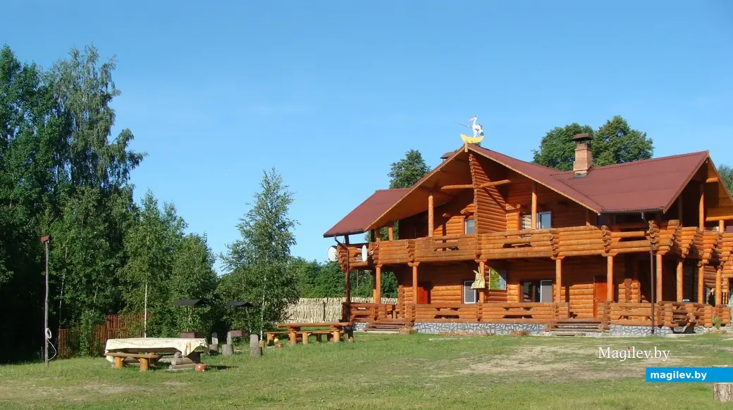 Усадьба на первый взгляд выглядит шикарно! Фото: pbereg.by.