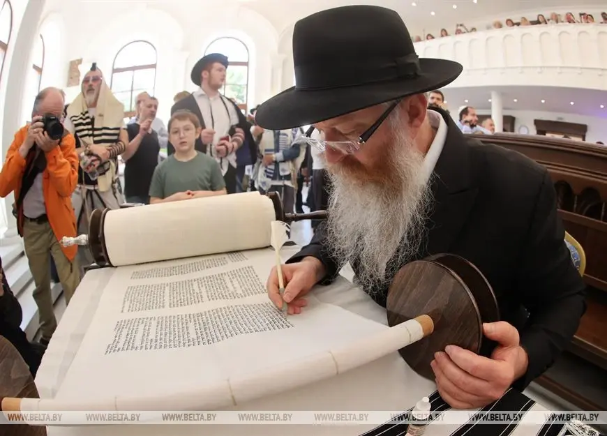 Большая Любавичская синагога открылась в Витебске после восстановления из руин.