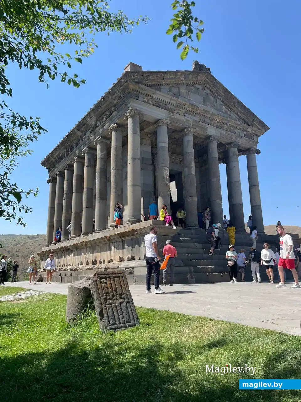 Храм Гарни.