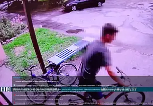 Пьяный могилевчанин за день похитил два велосипеда. Видео