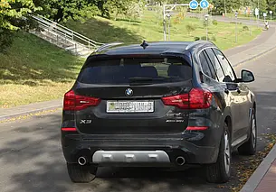 Грузия запрещает реэкспорт автомобилей в Беларусь и Россию