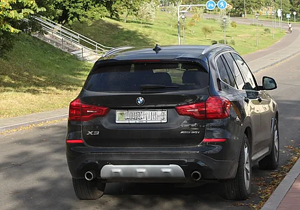 Грузия запрещает реэкспорт автомобилей в Беларусь и Россию