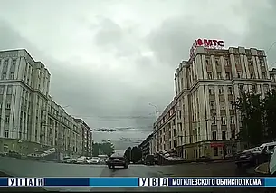 В Могилеве наказали водителя BMW, проехавшего на красный сигнал светофора (видео)