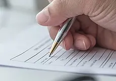 «Как оформить отказ от наследства в Беларуси, если я живу в России?» Разъясняет нотариус