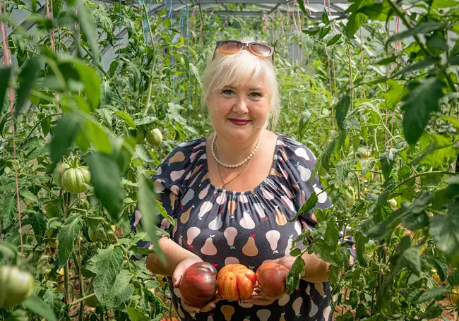 «Сердце Любы красное», «Банановые ноги», «Сумасшедшие черри Барри»