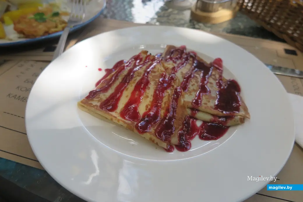 Июль 2023 г. Могилев, рестобар «Колетт». Сладкоежки, блюдо для вас!