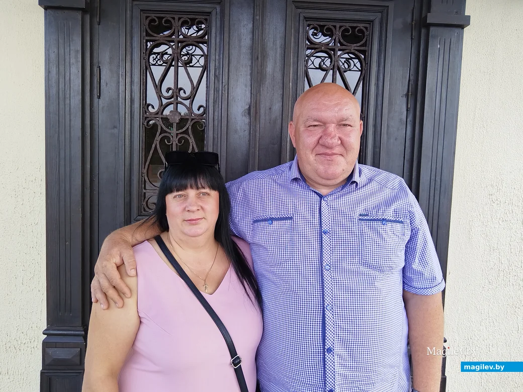 ЗАГС, Могилев. 11.08.2023. Ольга и Вячеслав Потемкины. Вячеслав не мог поверить, что в 2007 году их все таки развели.
