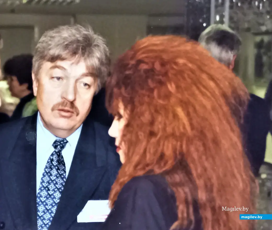 Александр Шабалин и певица Ксения Георгиади. Могилев, начало 2000-х годов.
