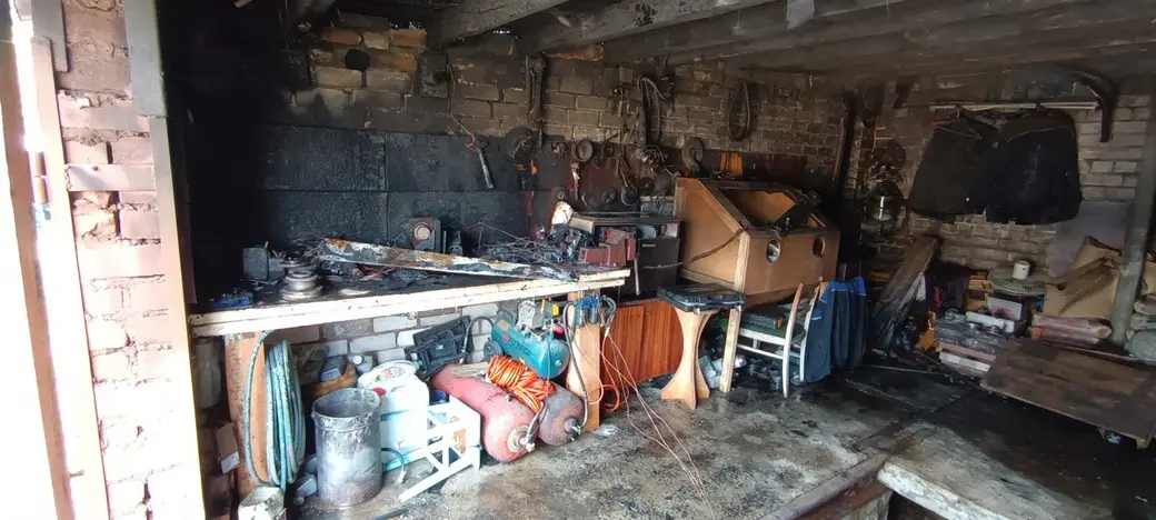 Последствия пожара в гараже на ул. Полтавской. Могилев, 8.0.2023 г. Фото: горотдел МЧС.