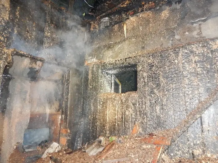 Пострадавшая от огня баня на улице Лермонтова. Могилев, 12.08.2023 г. Фото: горотдел МЧС.