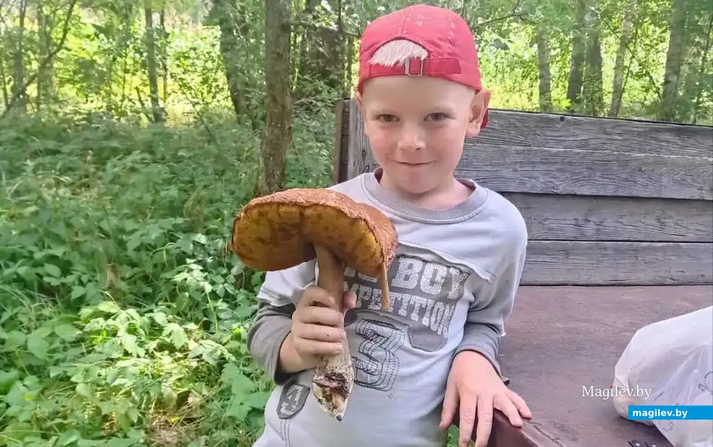 Фото Елены Кобзарь из города Осиповичи. На фото ее внук Андрей Кобец.