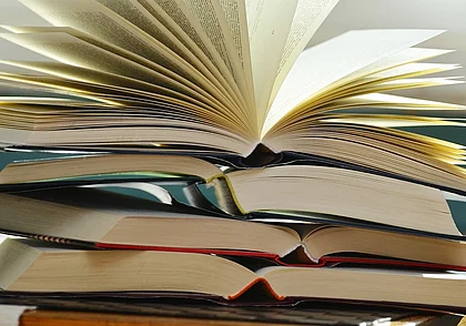 Есть вопросы по качеству учебников? Звоните на «горячую линию» КГК