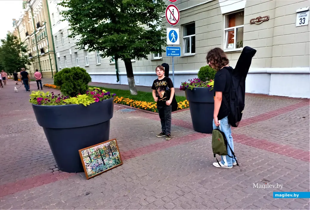 Район Пожарного переулка и наша картина. Могилев, август, 2023 г.