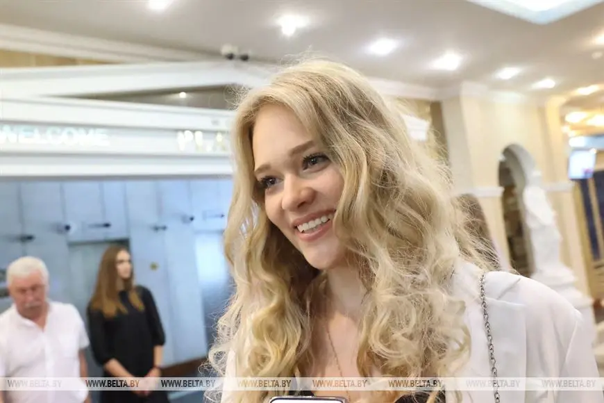 Кристина Иванова - добрая душа, в будущем хочет работать с детками с ограниченными возможностями. Фото: БелТА.