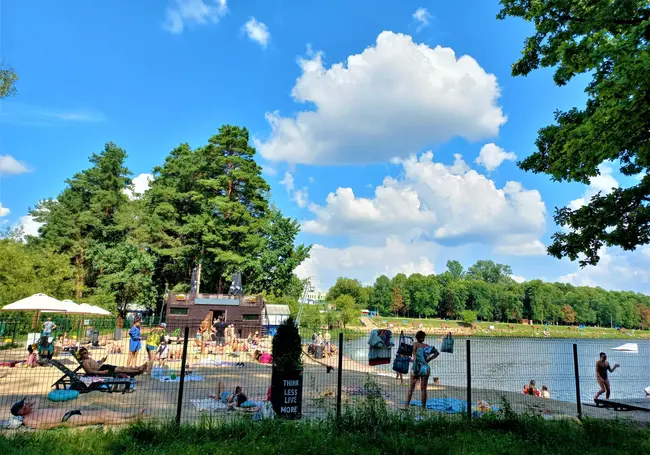 Печерское озеро: о тех, кому за тридцать!