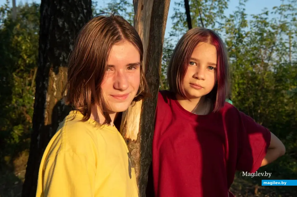 Поселок Брожа, Бобруйский район, август 2023 года. Последние дни летних каникул у детей.