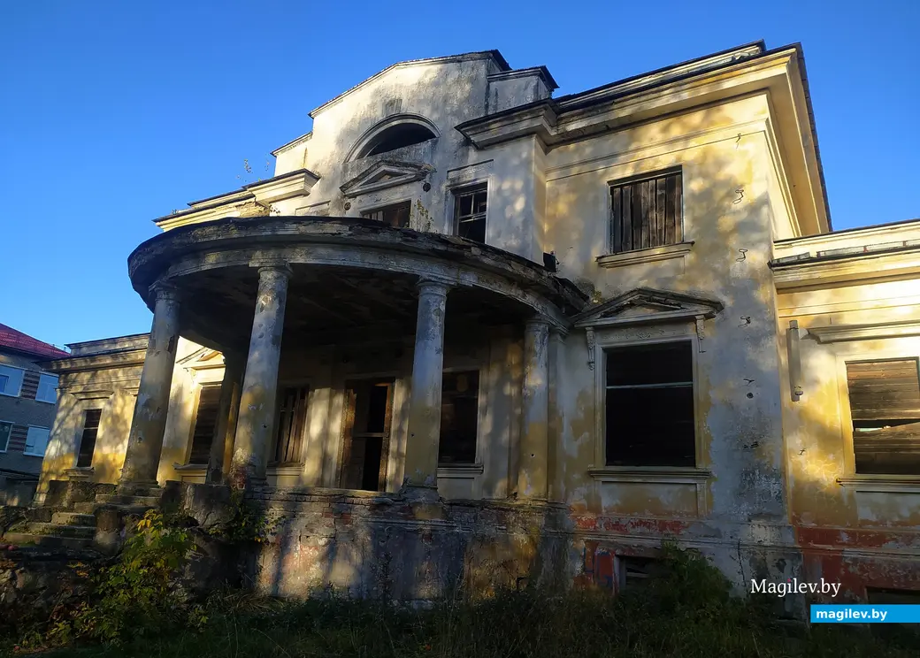 Усадьба Толстых в д.Грудиновка Быховского района Могилевской области.
