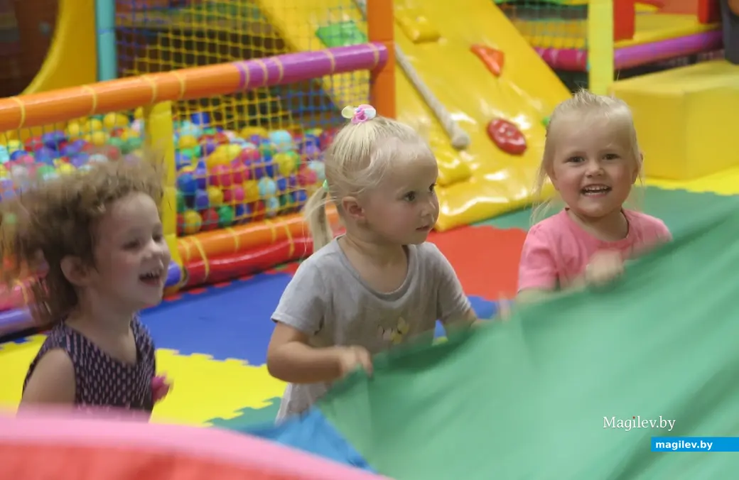 Август 2023 г. Могилев, развлекательный центр «Журавлик» на пр. Мира. К детям приехал «Щенячий патруль»!