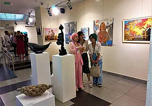 В Могилеве в последний день лета открылась осенняя выставка