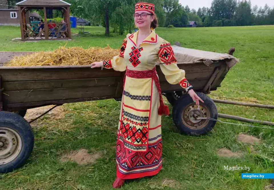 Ангелина Карабанова во время поездки на фестиваль.