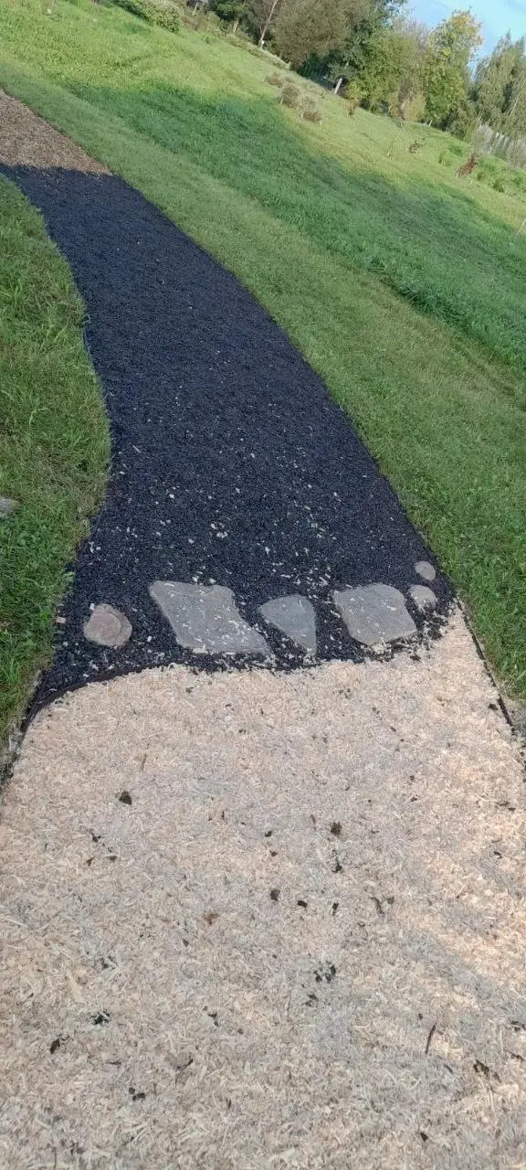 «Босоногая» тропа здоровья в парке «Подниколье» Могилева. Сентябрь 2023 года.