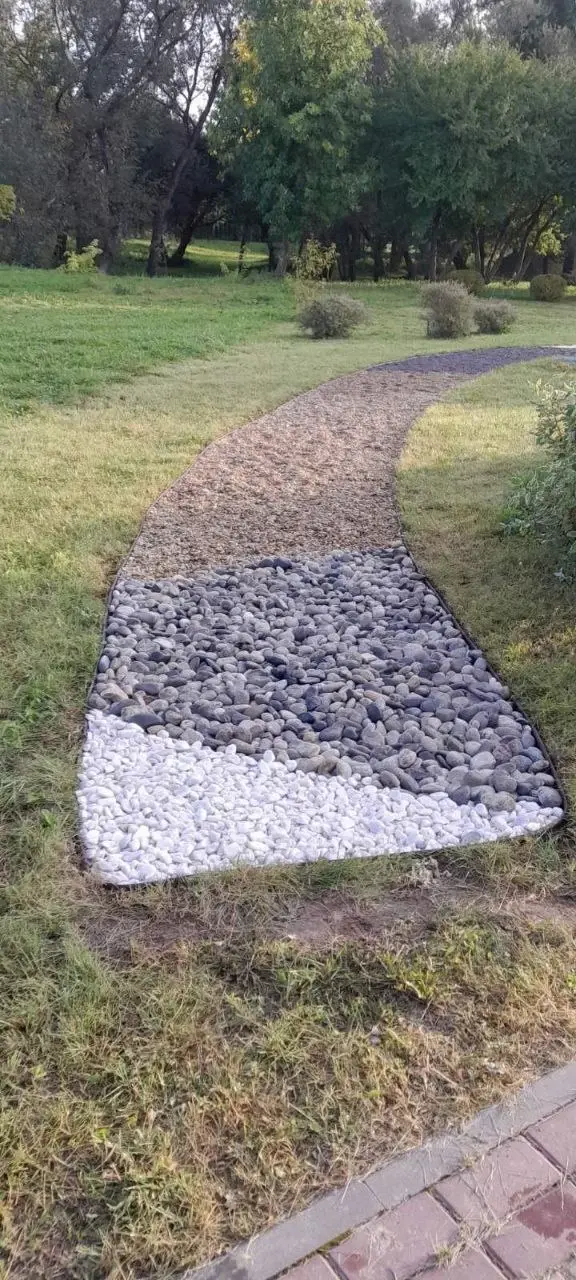 «Босоногая» тропа здоровья в парке «Подниколье» Могилева. Сентябрь 2023 года.