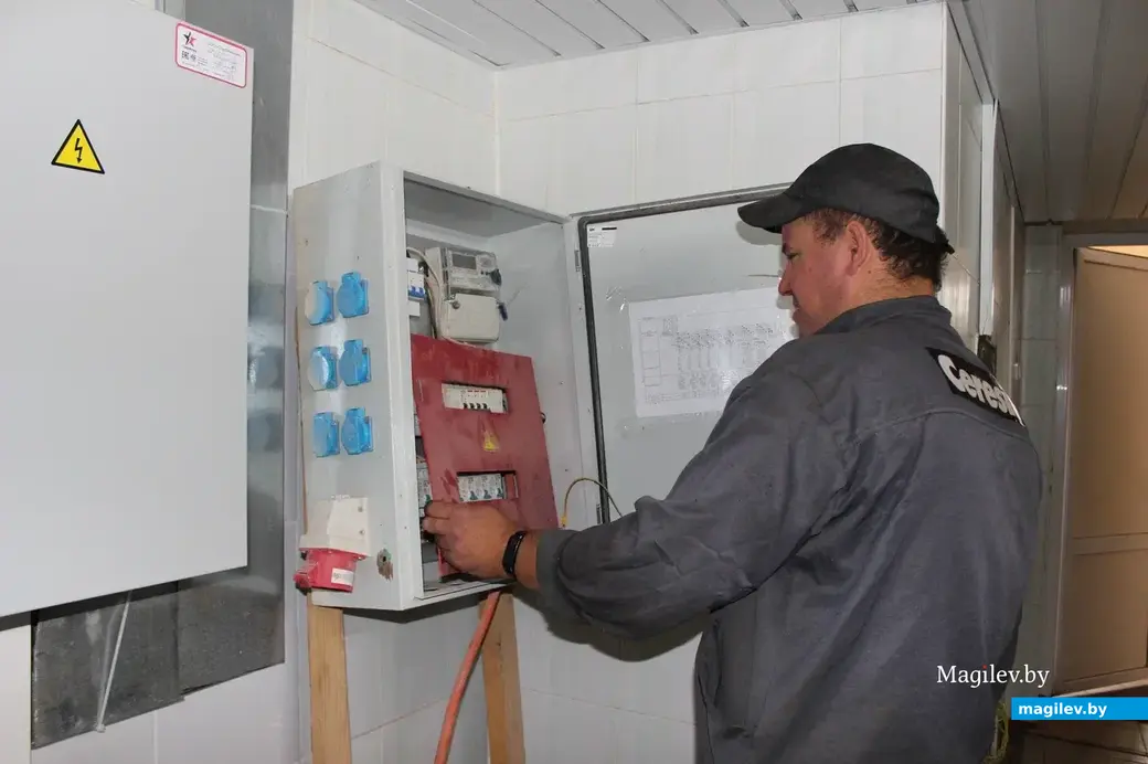 Сентябрь 2023г. Могилев, МГЭПТК. В колледже сделан многофункциональный ремонт: теперь здесь, помимо прочего, новая система электроснабжения.