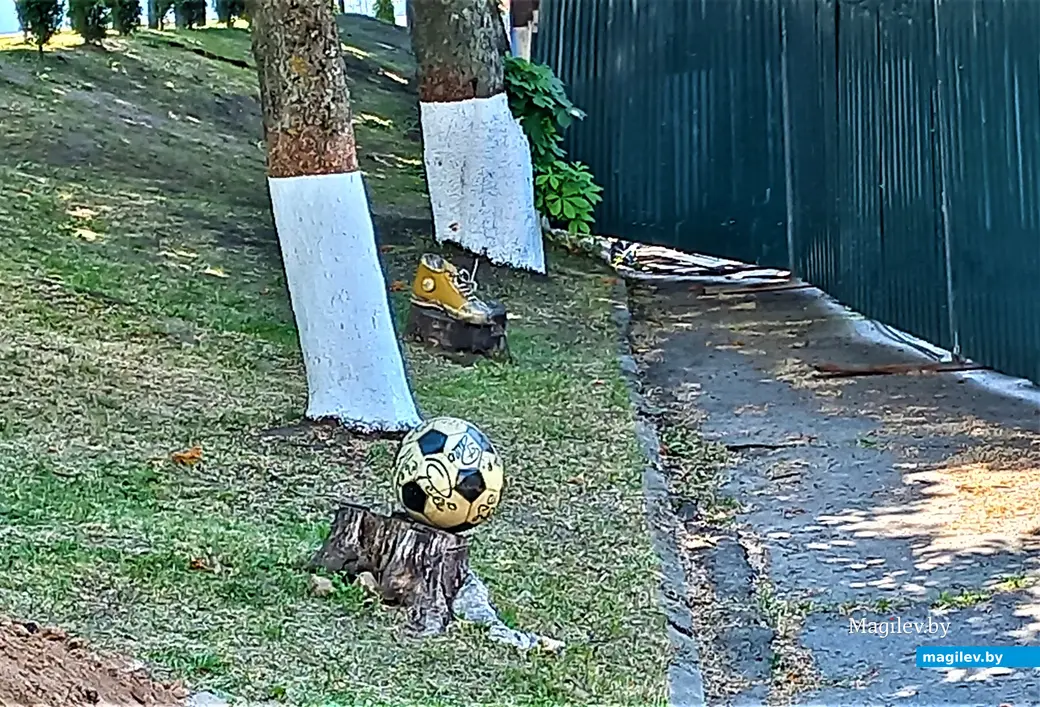 Гипсокартон? Нет, только гипсофутбол!