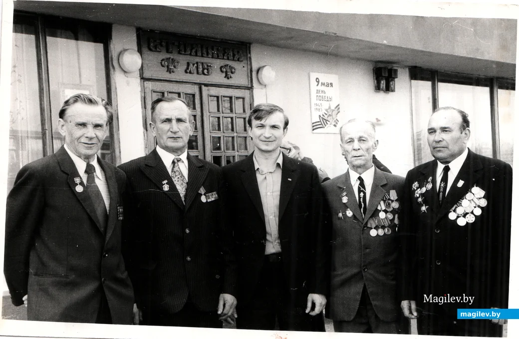 «Бобруйскдрев» 1980-е. Слева направо Игорь Гайдучик, имя не вспомнилось, Пётр Тризна, Иван