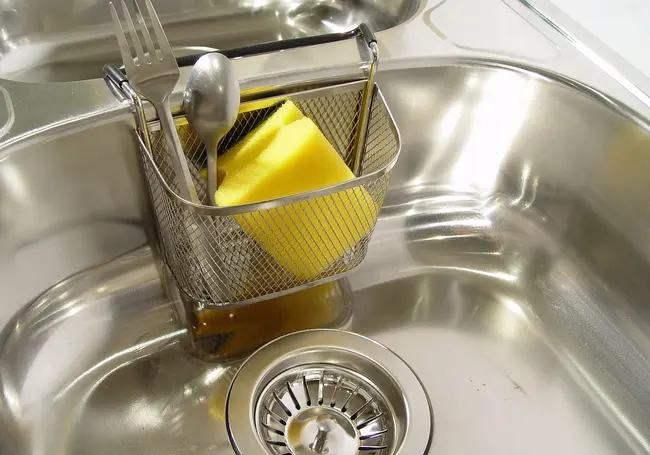 Донные клапаны для раковины: роскошь или необходимость?