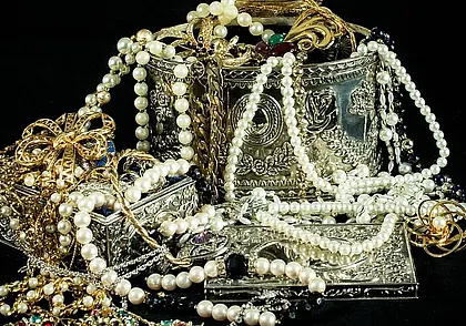 С 18 сентября в Беларуси вырастут цены на драгметаллы, скупаемые у населения