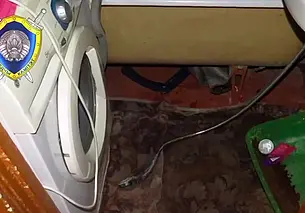 В Калинковичах девушку убило током в ванной