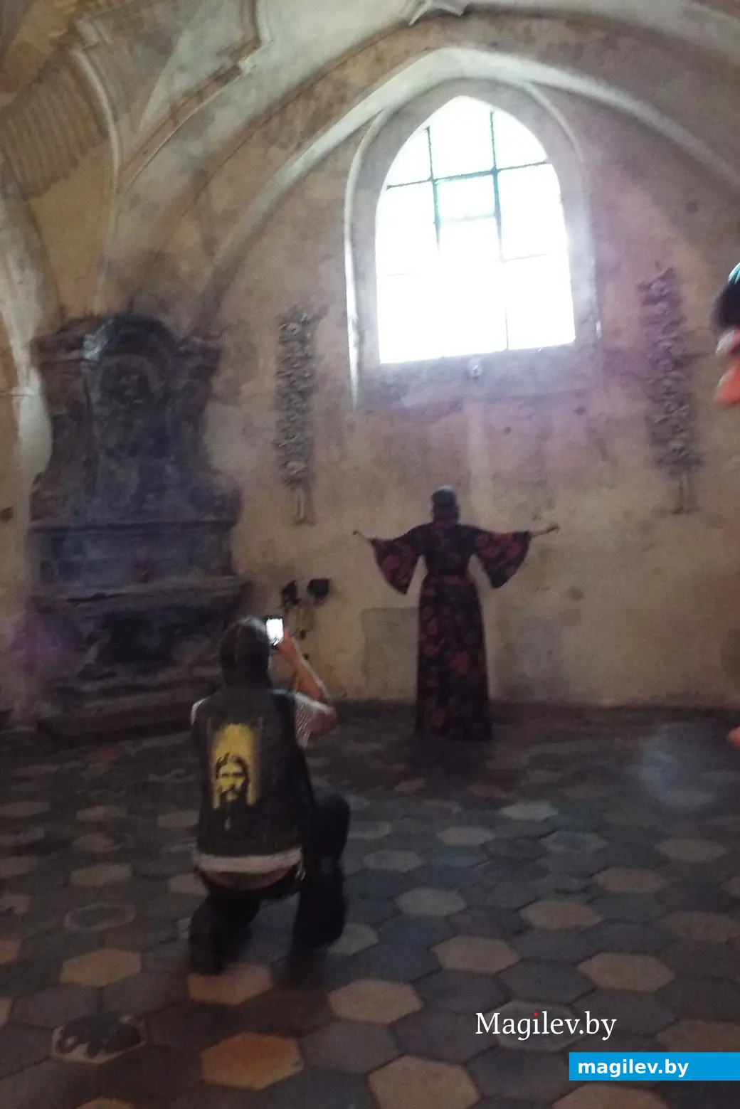 Некоторые посетители устраивали фотосессии.