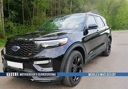 Могилевчанин отдал автомобиль на полировку, а его угнали и повредили