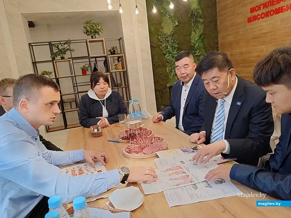 Могилев посетила делегация из Китая. Могилев октябрь 2023 года.