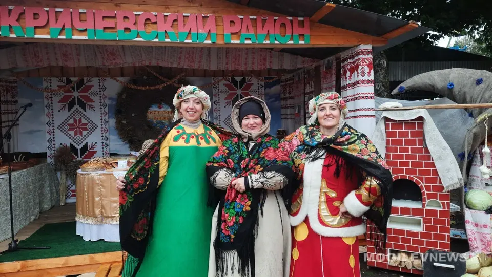 7 октября 2023 года. В Хотимске проходят областные «Дожинки-2023». Фото: mogilevnews.by.