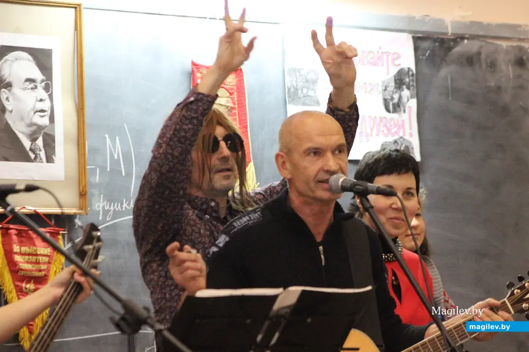 Джон Леннон на одной из тусовок могилевских «семидесятников» в составе группы Сергея Коноплева появился совершенно неожиданно. Могилев, октябрь, 2017 г.