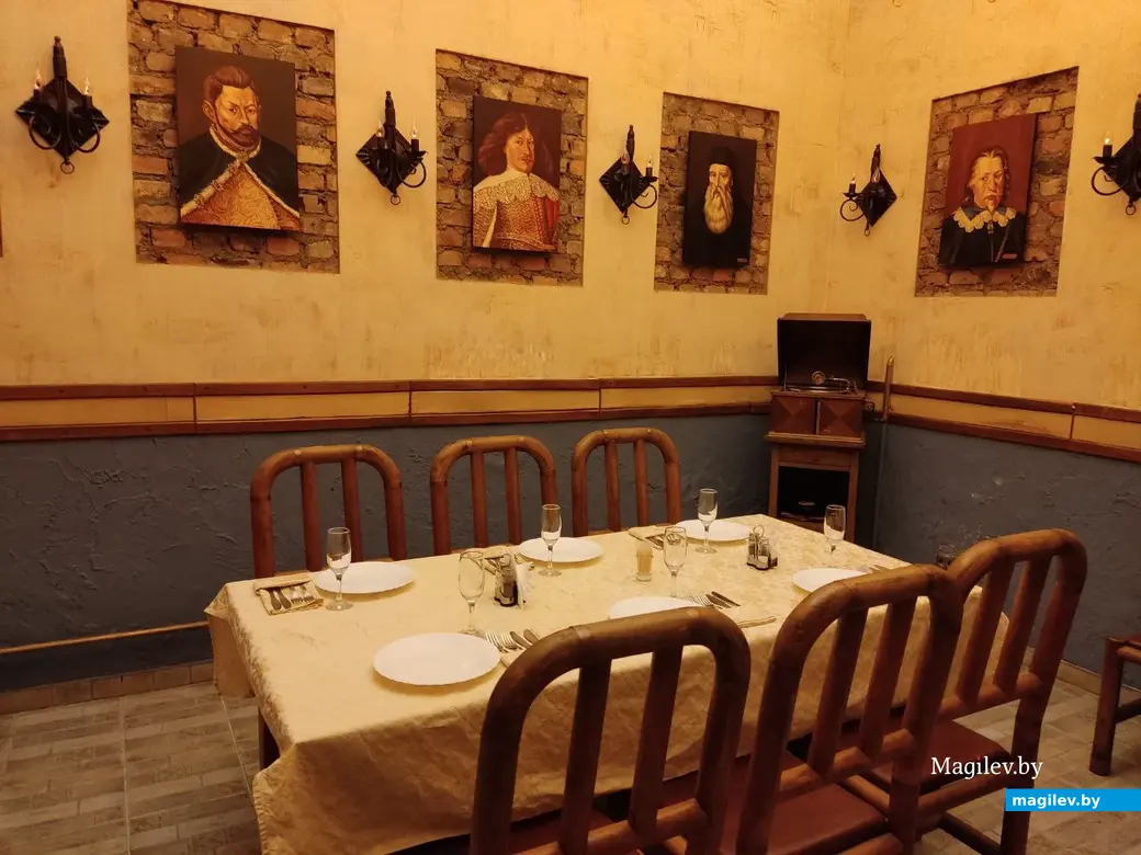 Кафе-бар «Корчма на Шкловском базаре». Могилев, 13.10.2023 г