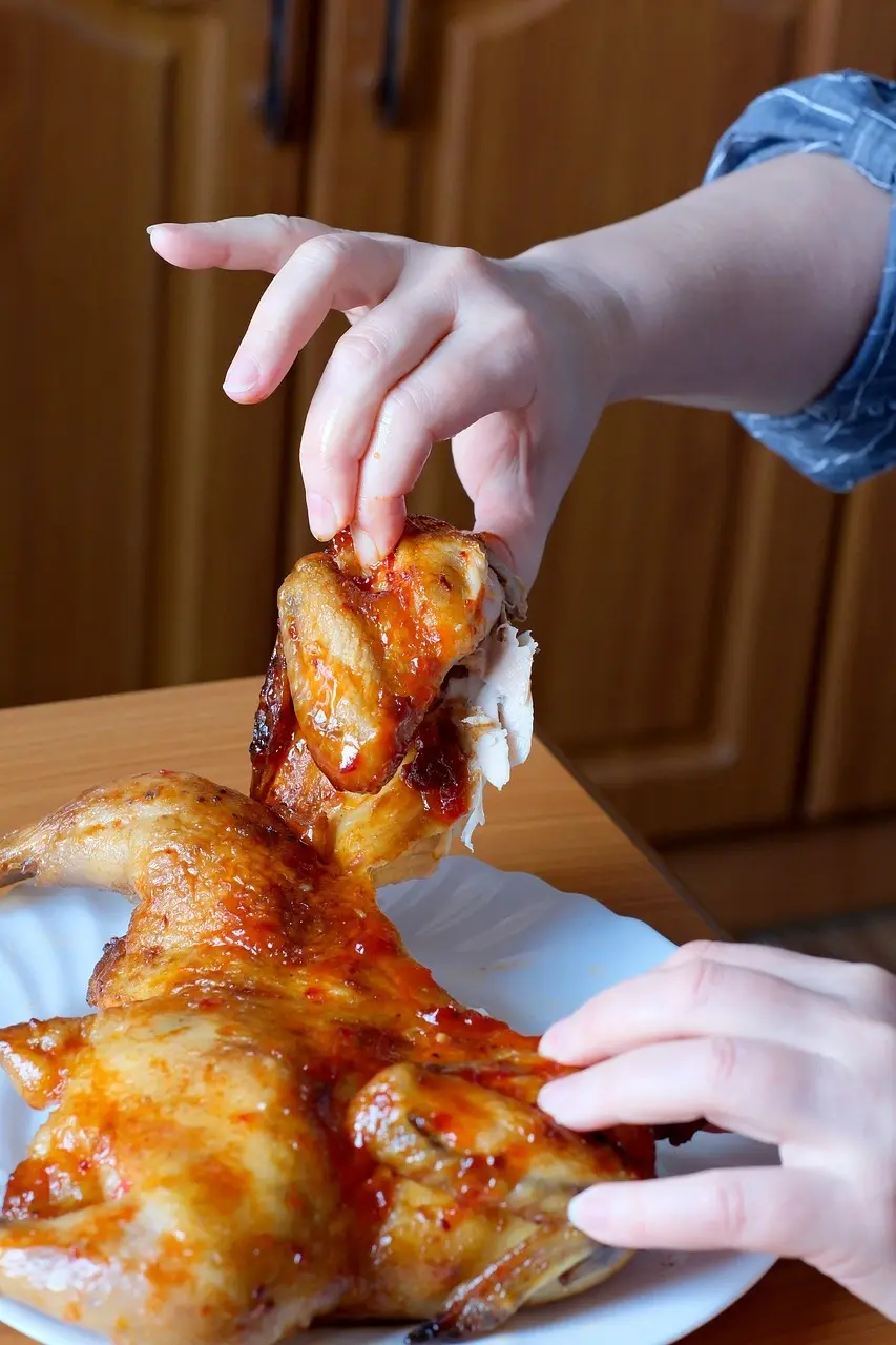 Постарайтесь найти и устранить причины переедания.