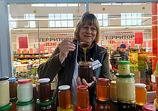 Что почем: выбирали мед на могилевских рынках и расспросили у продавцов, какой для здоровья полезнее