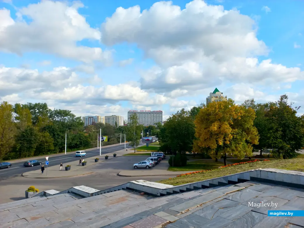 Вид с «октябрьского» холма. Могилев, октябрь, 2023 г.